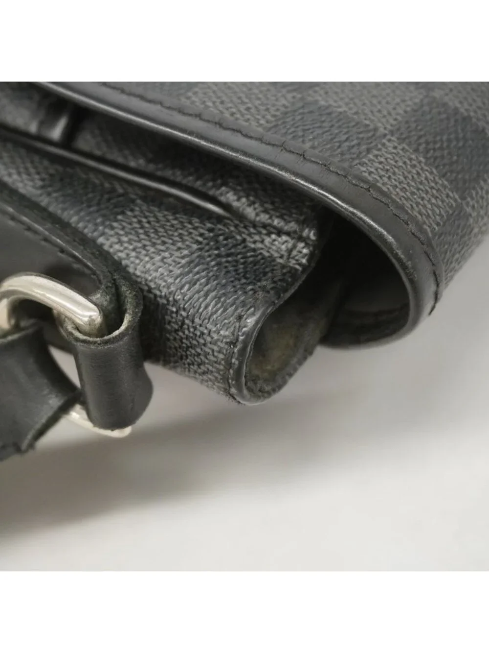 Louis Vuitton Shoulder Bag Damier Graphite Daniel MM Black Gray